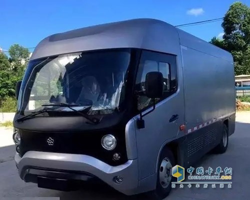 銀隆新能源物流車