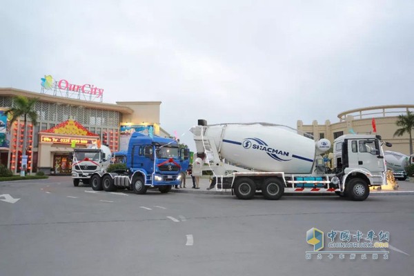 陜汽SHACMAN H3000系列產品在推介會上亮相