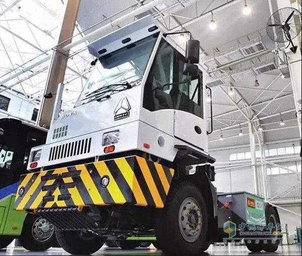 中國重汽綠色智能載貨車