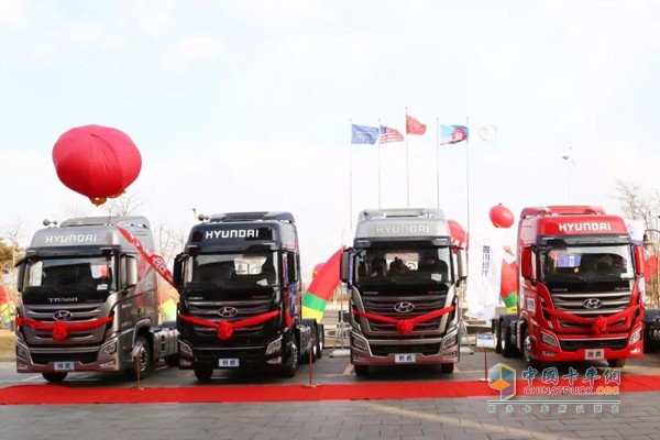 推介會現場2018款創虎