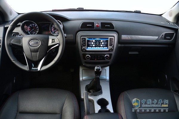 帥鈴T6創客版駕駛室內飾