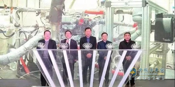 2018年2月1日，東風(fēng)商用車(chē)DDi13發(fā)動(dòng)機(jī)點(diǎn)火儀式現(xiàn)場(chǎng)