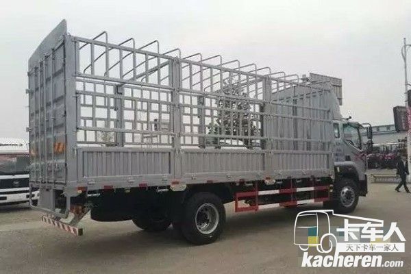 歐馬可側(cè)拍