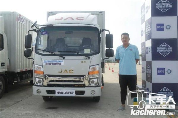 搭載安徽康明斯152馬力發動機的帥鈴贏得現場用戶信賴