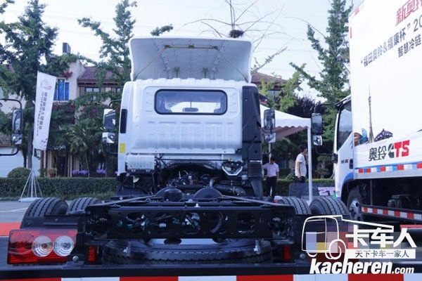 福田奧鈴冷藏車采用新一代后橋，高效經(jīng)濟(jì)！
