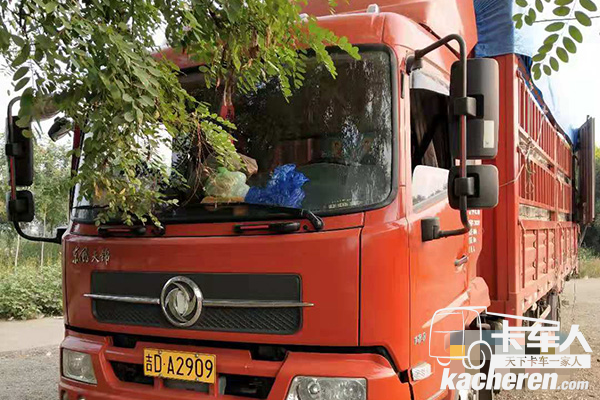 楊青義師傅的東風(fēng)天錦載貨車