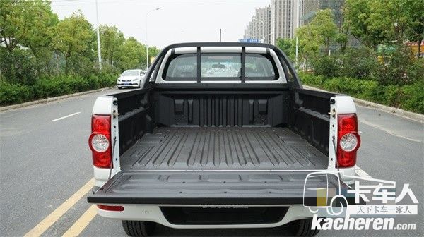 江淮帥鈴T6創客版平底貨箱展示