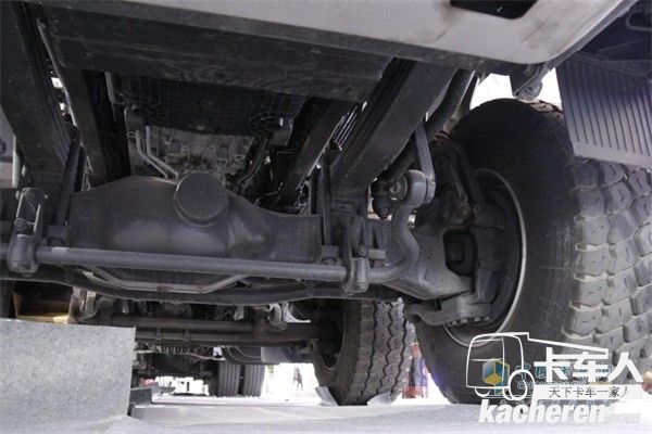 奔馳前橋驅(qū)動布置