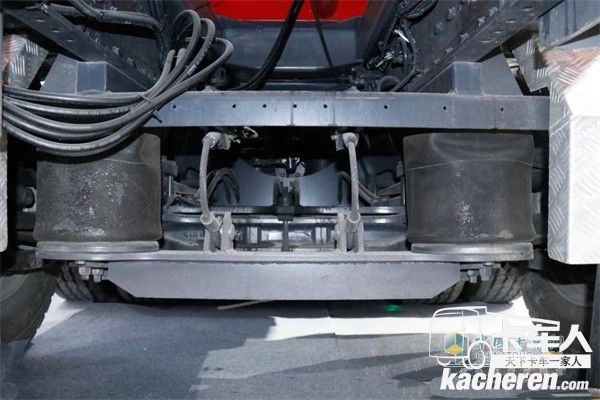 奔馳第五軸氣囊橋布置,帶隨動轉(zhuǎn)向