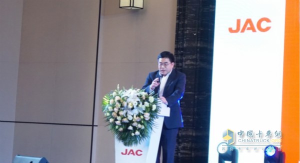 江淮汽車輕型商用車研究院副院長余紀邦