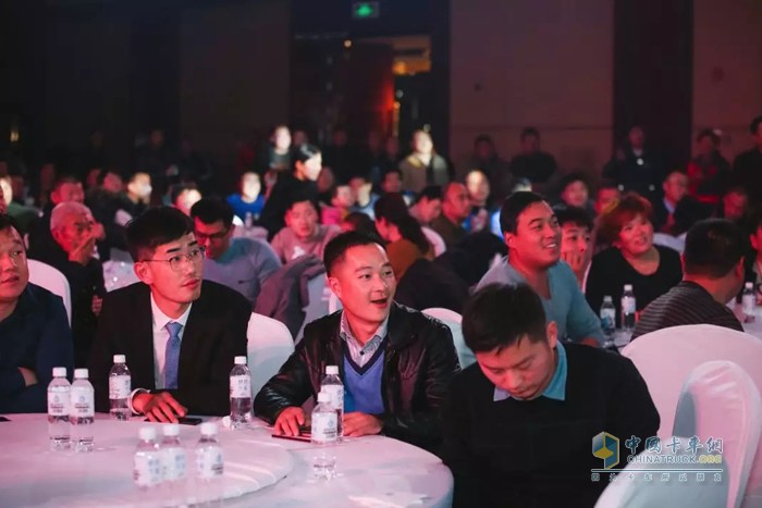 徐工重卡 漢風G7 牽引車