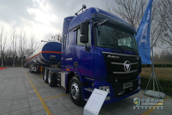 歐曼安全之星法規版智能列車亮相