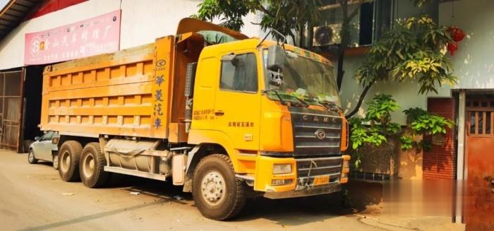 華菱漢馬自卸車的售后服務(wù)方面也得到了黃榮的認(rèn)可