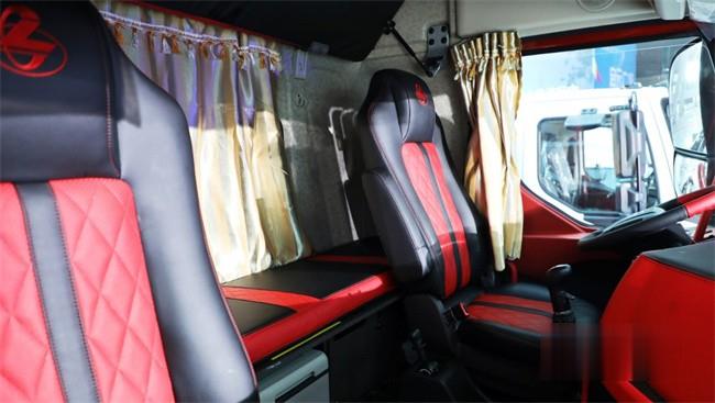 東風柳汽乘龍  房車