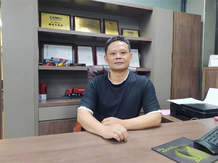 漢馬科技  華菱重卡   牽引車