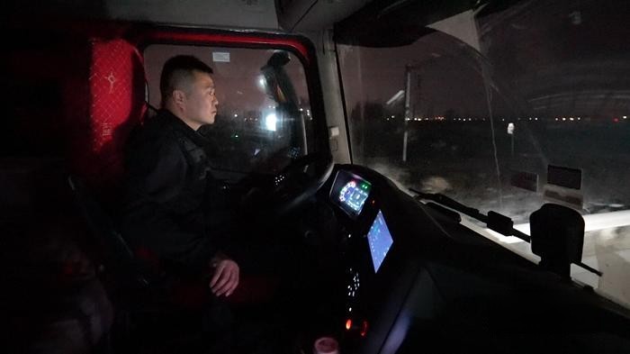 豪沃MAX牽引車帶給他的不僅僅是財富，更是一份朋友的相守