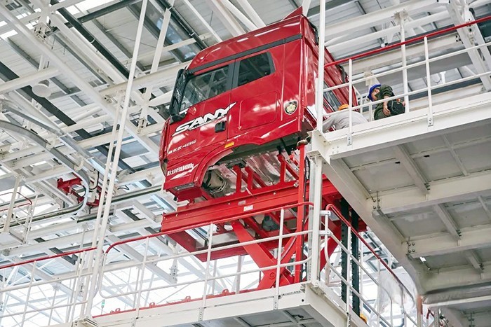 三一集團 智聯(lián)重卡產(chǎn)業(yè)園 整車批量下線