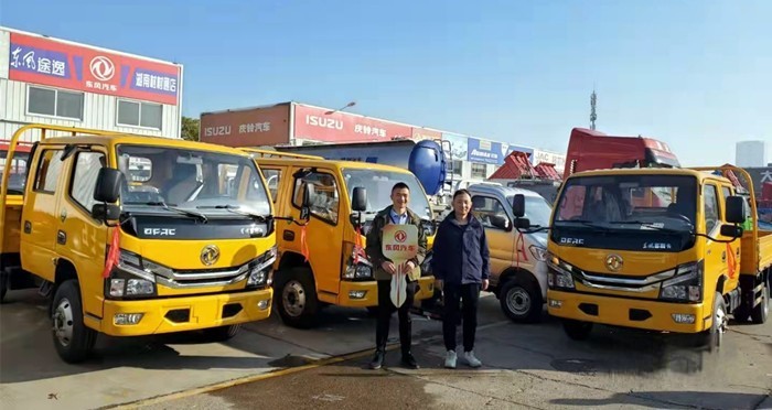 東風(fēng)輕型車(chē)在市政工程這一細(xì)分市場(chǎng)早已遍地開(kāi)花