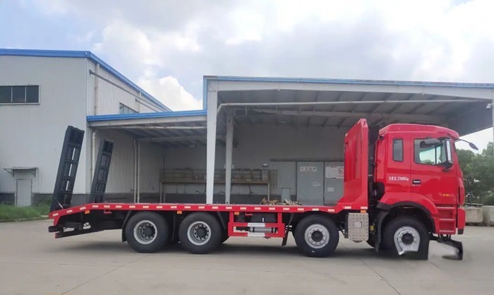 江淮格爾發(fā)K5W 8×4挖掘機(jī)運(yùn)輸車(chē)