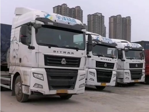 重汽汕德卡C7H燃氣車