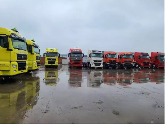 中國重汽始終以“親人服務”不斷刷新商用車行業(yè)服務標準