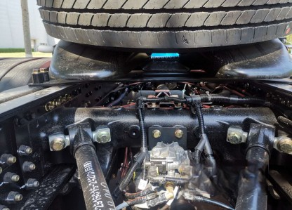 平衡懸架橫梁優化