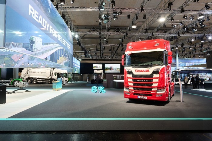 斯堪尼亞多款展車搭載了這一全新動(dòng)力系統(tǒng)