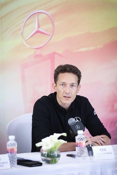 北京福田戴姆勒汽車有限公司梅賽德斯奔馳事業部質量管理副總裁冉祖瑞