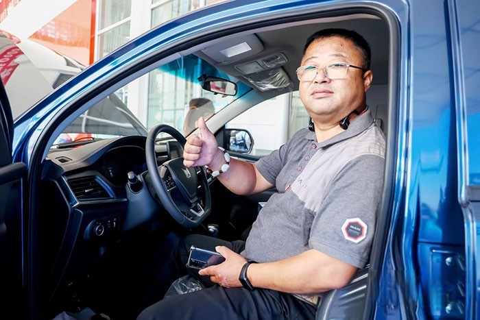 慶鈴達(dá)咖H 8AT皮卡