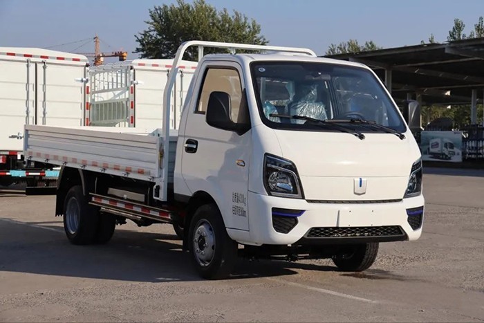 歐鈴汽車，唐駿汽車，新鋒銳V5E