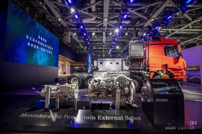 首次獨立參加進博會的梅賽德斯-奔馳卡車 到底有多“懂中國”?