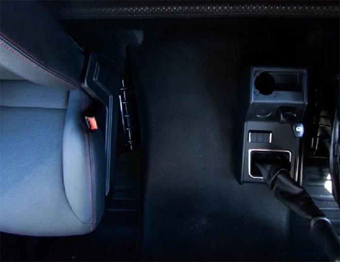 解放J6L尊享版駕駛艙