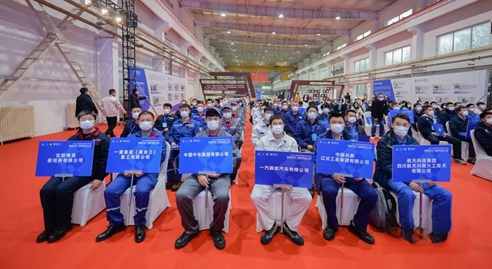 解放動力,發(fā)動機