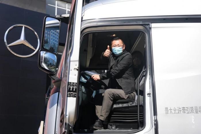 打動你 梅賽德斯-奔馳國產重卡靠得絕不是50萬＋的售價