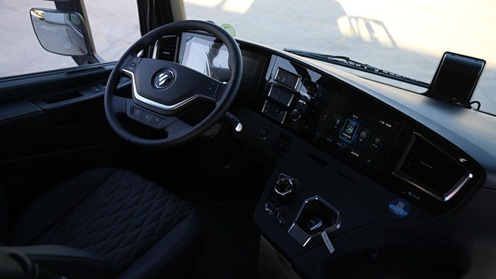 以突出的舒適性打動用戶，歐曼銀河入選發現信賴舒適運輸牽引車評選