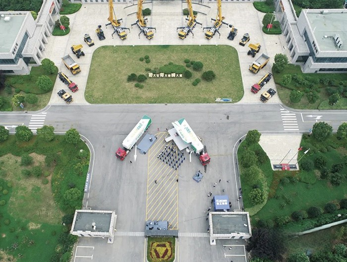 春節不打烊,福建客戶為徐工服務點贊!