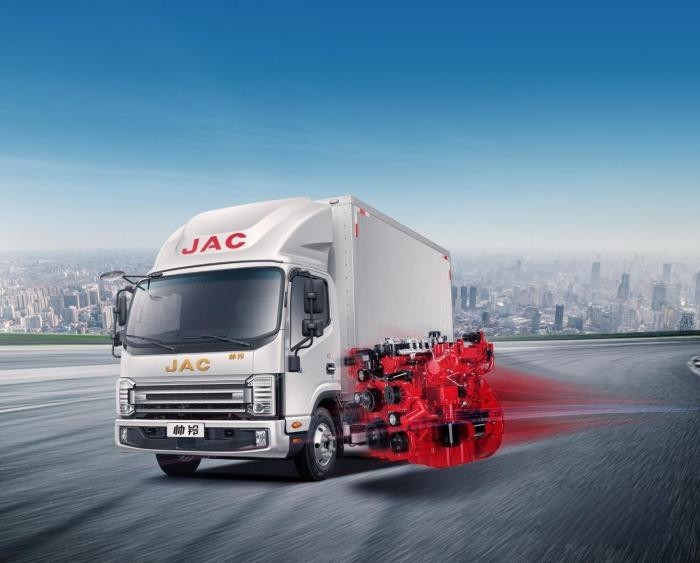 特價車、0利息、2000元油卡，江淮1卡超級會員日豪禮相送助創富