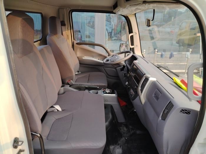 領(lǐng)航卡車推出全新電動輕卡，實(shí)拍帶您了解領(lǐng)航G5EV的不凡實(shí)力