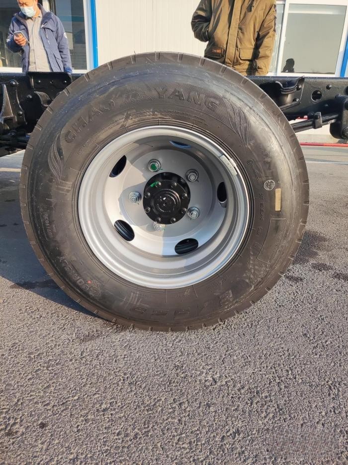 領(lǐng)航卡車推出全新電動輕卡，實(shí)拍帶您了解領(lǐng)航G5EV的不凡實(shí)力