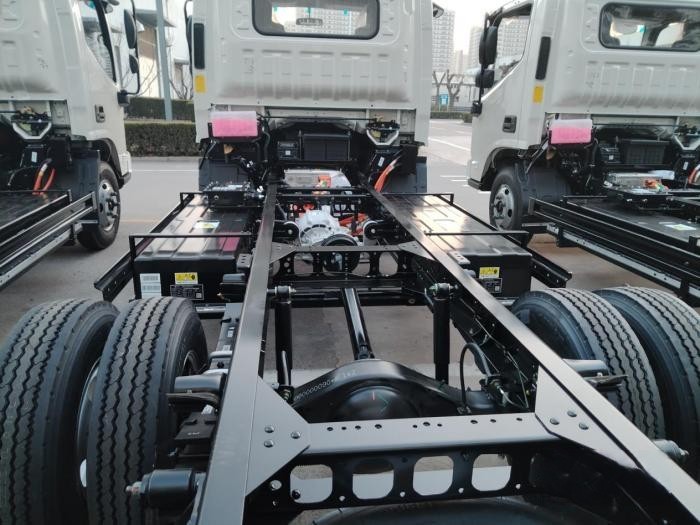 領(lǐng)航卡車推出全新電動輕卡，實(shí)拍帶您了解領(lǐng)航G5EV的不凡實(shí)力