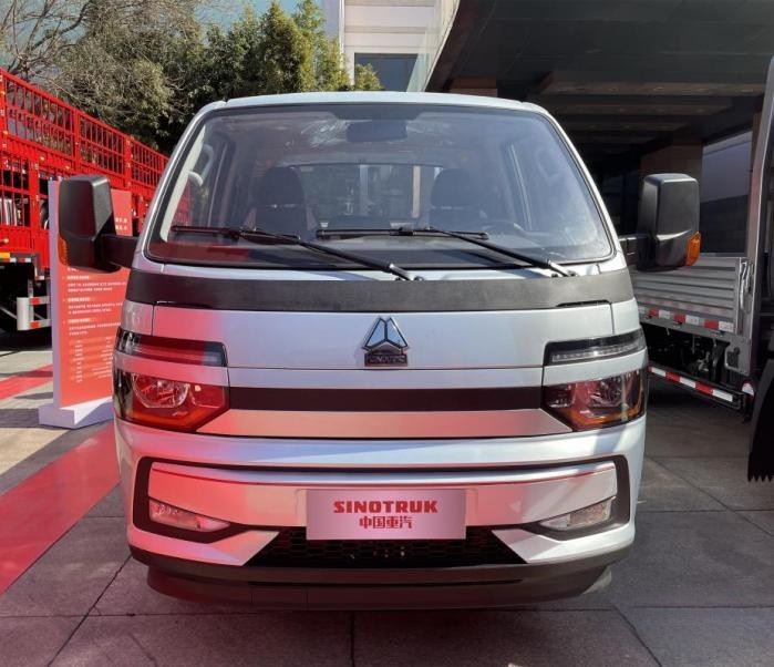 年會6款產(chǎn)品吸睛！重汽賣輕卡和小卡 也要爭第一