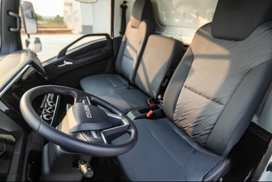 藍牌輕卡首選，翼放EC 2.5以六新升級助力卡友開新局踏新程