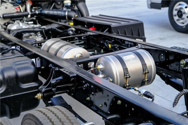 科技為王！看福田汽車新一代三冠王如何續寫榮光