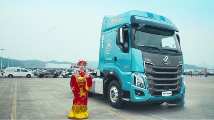 健康開工 逸起創富,這個開工節,乘龍與卡友一起開財“運”!