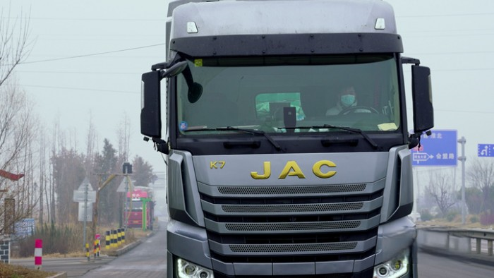 致富路上最強搭檔，江淮跨越K7助力馬老板馳騁快運