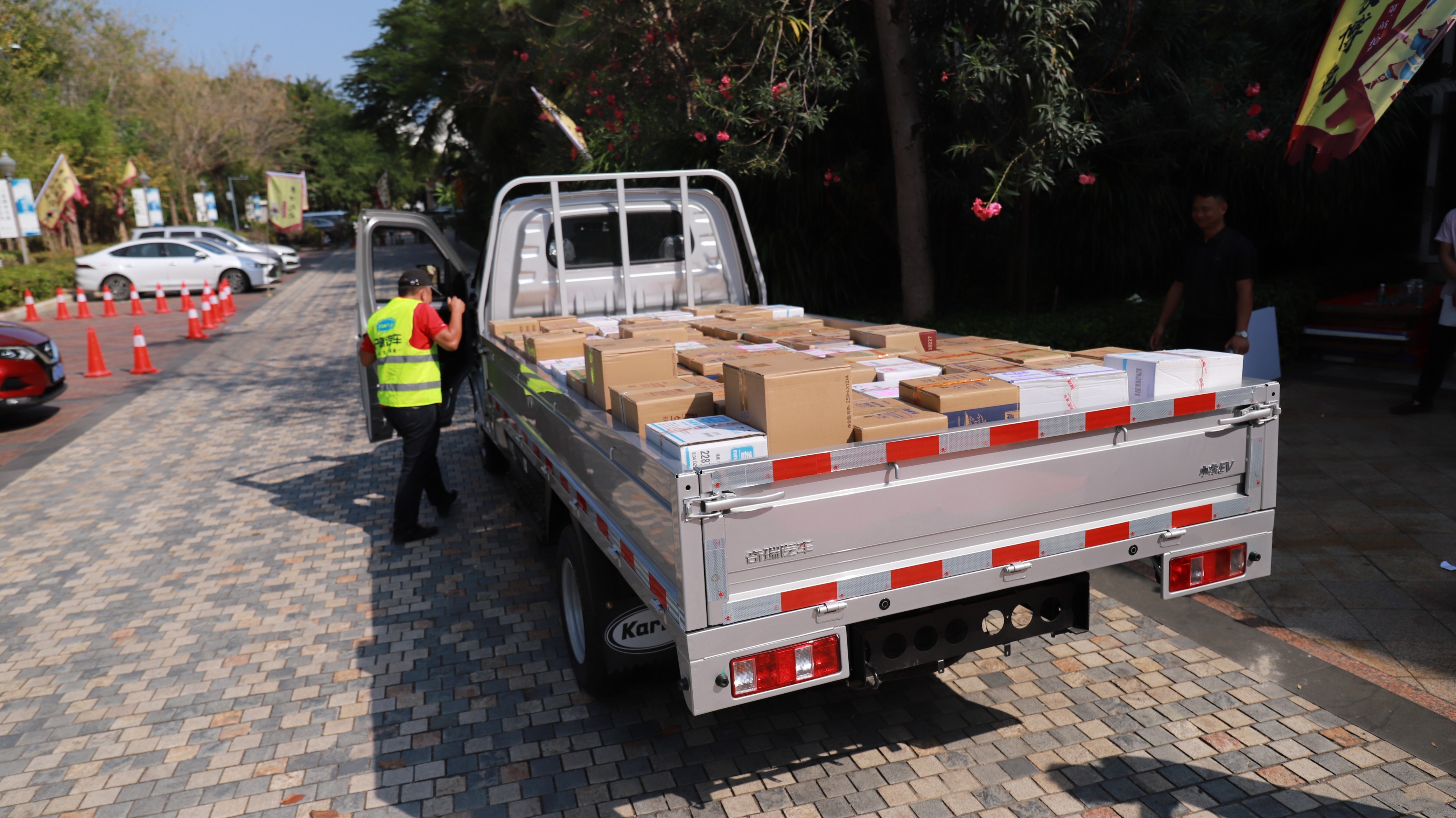 創富有道 共富前行 開瑞小象EV亮相海南三亞