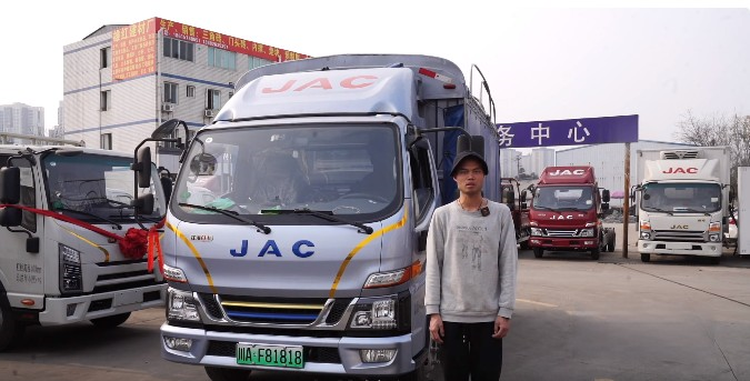 混動1號·駿鈴聚寶盆城內城際暢通無憂，為成都涂老板創造更多價值！