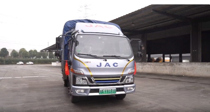 混動1號·駿鈴聚寶盆城內城際暢通無憂，為成都涂老板創造更多價值！