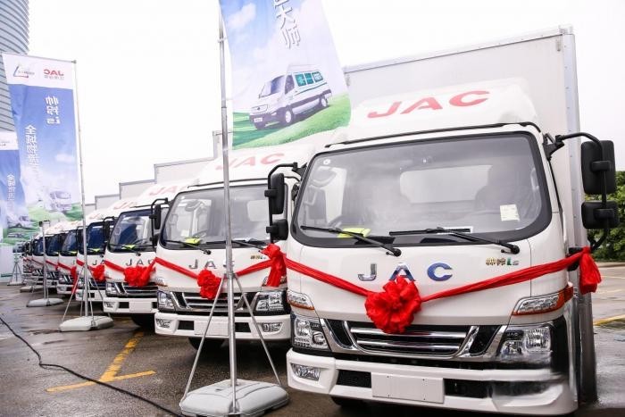 江淮汽車:純電混動換電齊發,江淮1卡全面領跑新能源商用車
