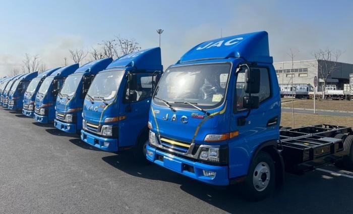 江淮汽車:純電混動換電齊發,江淮1卡全面領跑新能源商用車